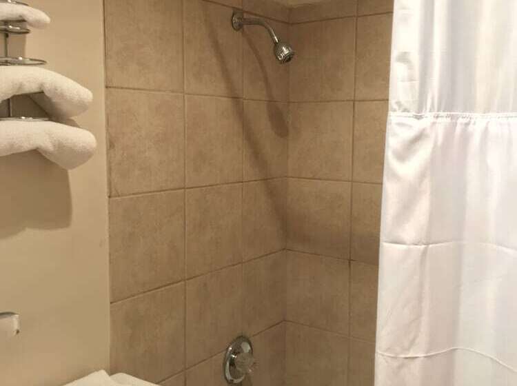 Мотель American Inn