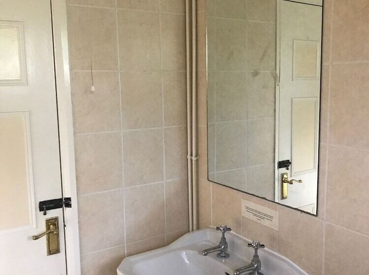 Пансион Bail Mews