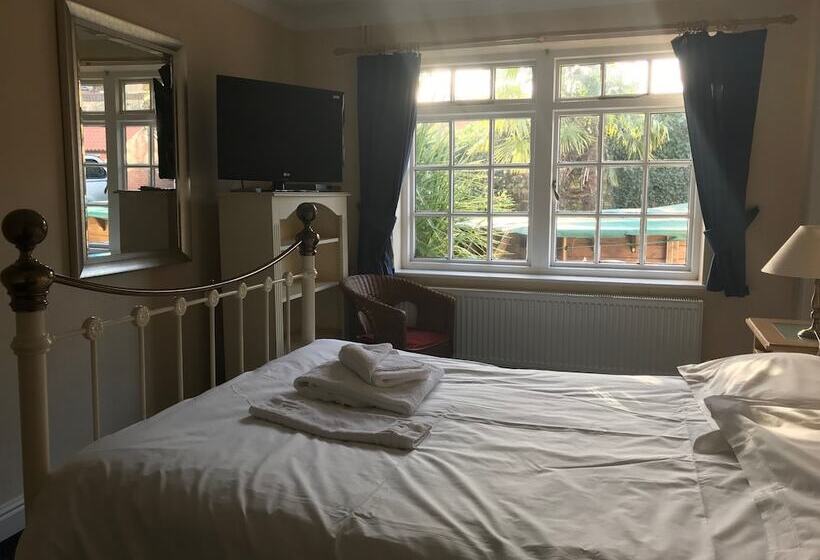 Пансион Bail Mews