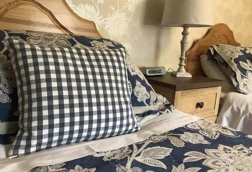 Majatalo Dunvegan House Guest House