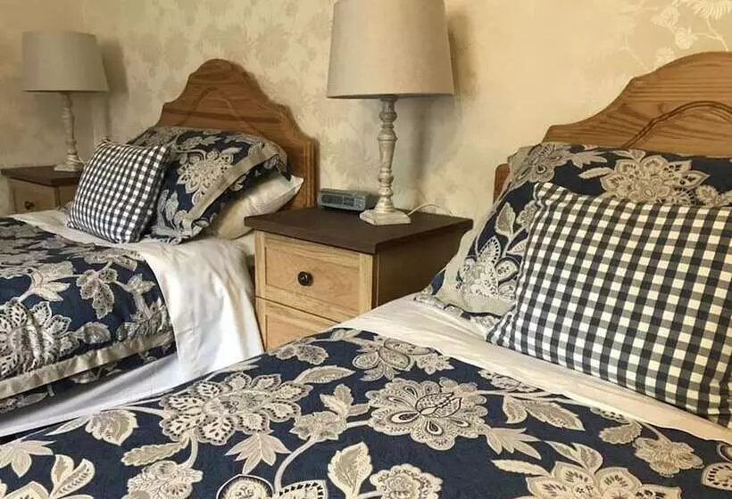 Majatalo Dunvegan House Guest House