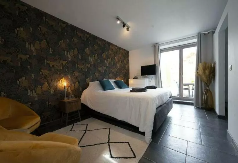 Majatalo Le Presbytère De Sautour