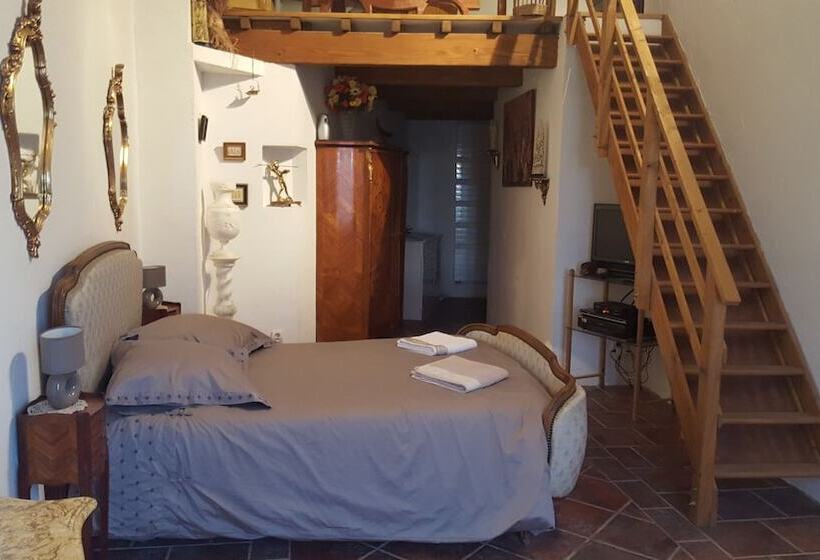 Пансион Les Croisées