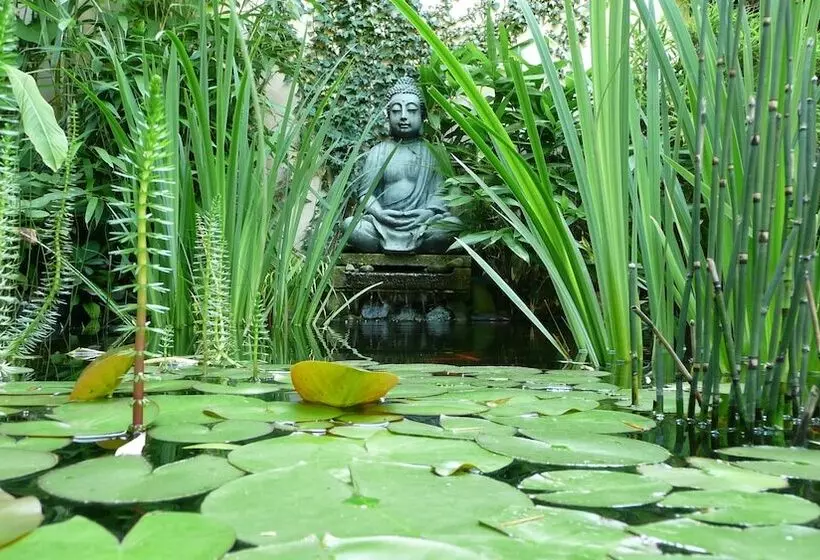 Majatalo Penzion Exotic