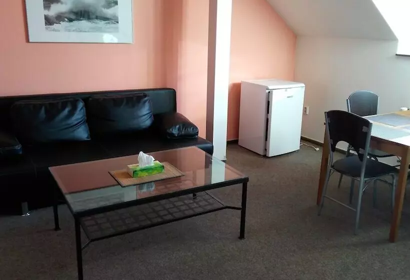 Majatalo Penzion Exotic