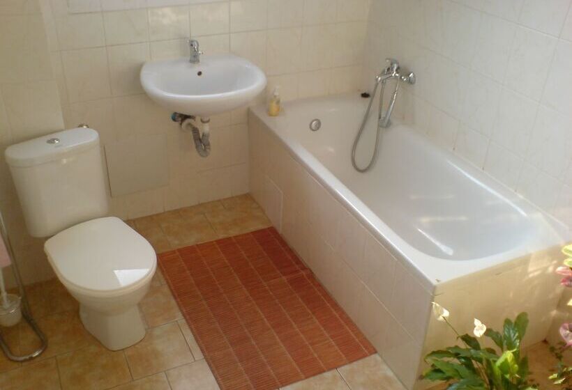 بنسيون Penzion Exotic