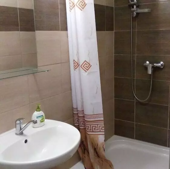 Majatalo Penzion Exotic