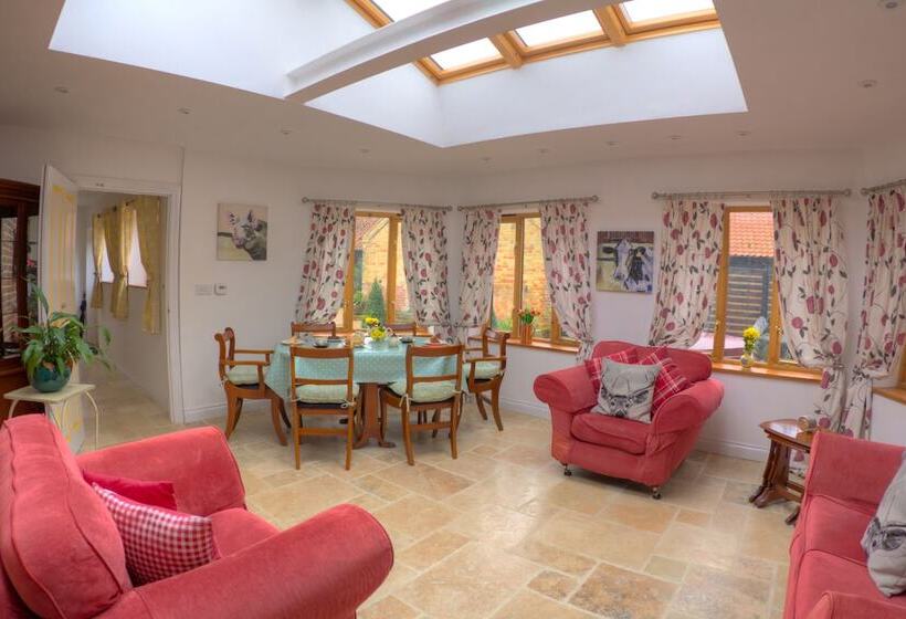 پانسیون The Orangery B&b