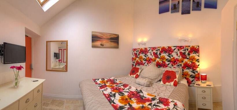 پانسیون The Orangery B&b