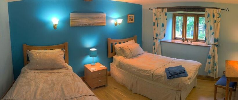 پانسیون The Orangery B&b