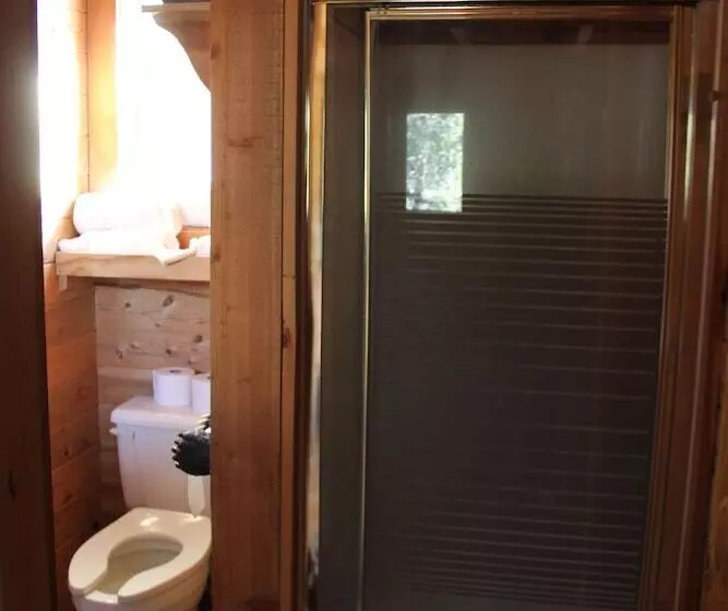 Sugar Loaf Lodge & Cabins