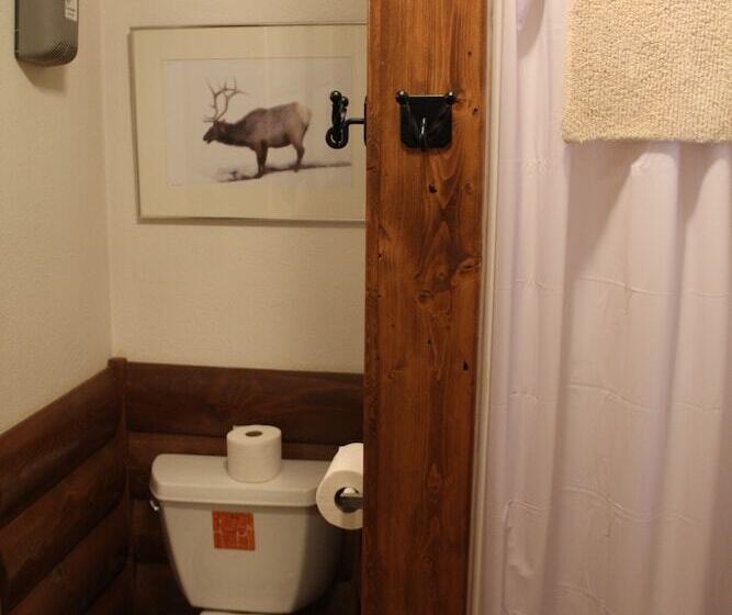 Sugar Loaf Lodge & Cabins