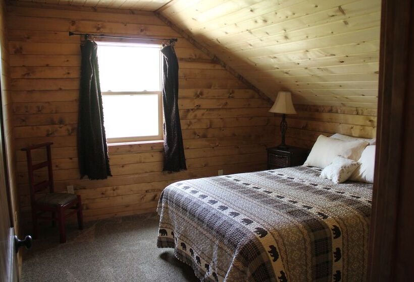 Sugar Loaf Lodge & Cabins