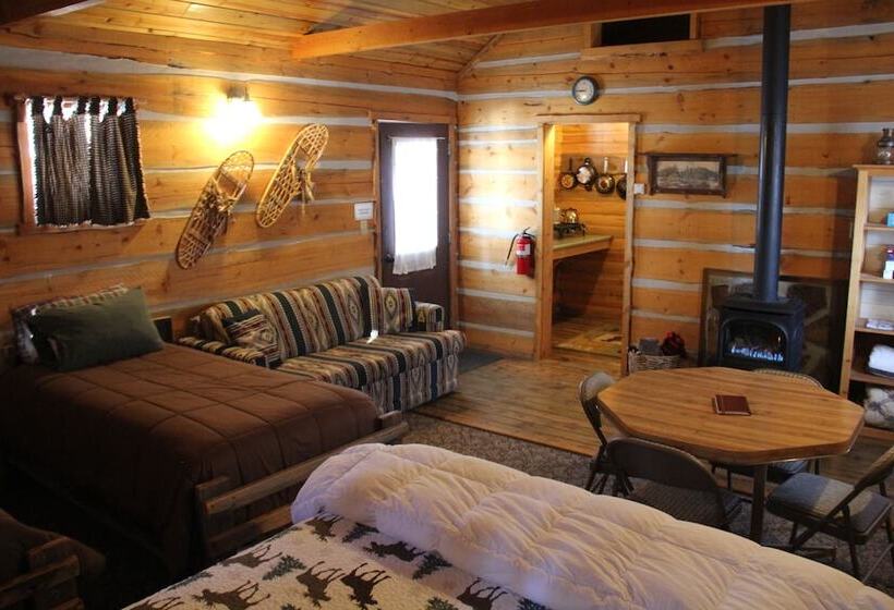 Sugar Loaf Lodge & Cabins