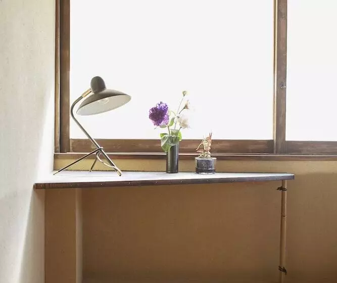 The Hostel & Tatami Bar Uchikobare