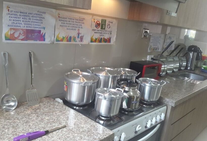 هاستل Backpackers Bar&suites