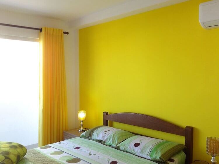 هاستل Backpackers Bar&suites