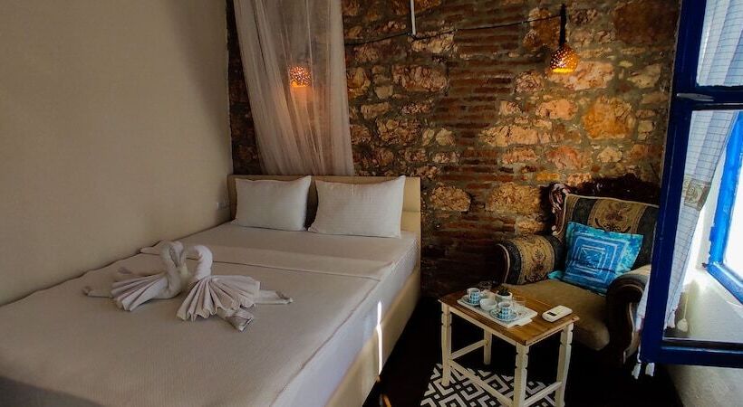 Ayvalik Moda Pansiyon