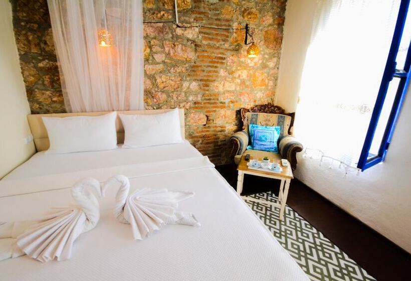 Ayvalik Moda Pansiyon