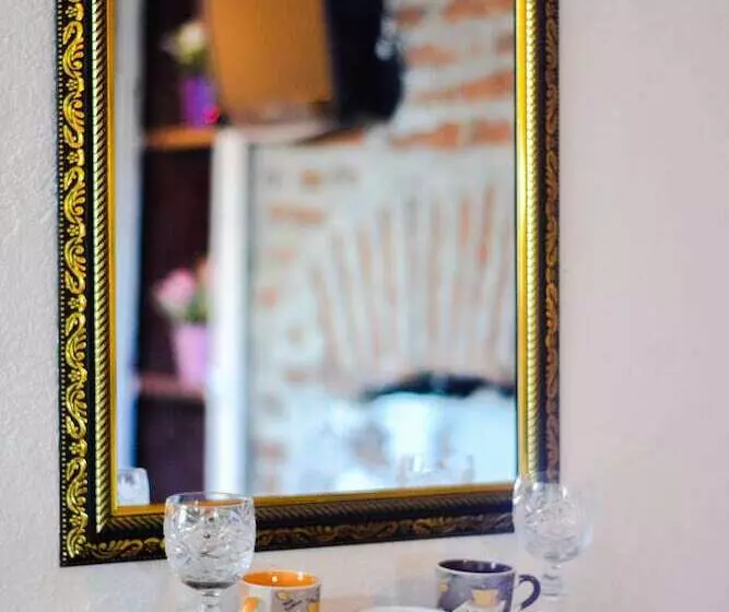 Ayvalik Moda Pansiyon