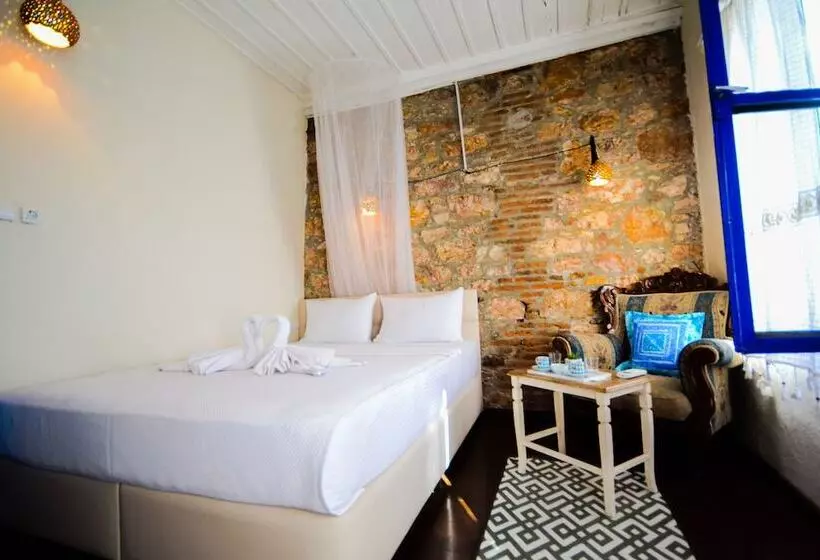 Ayvalik Moda Pansiyon