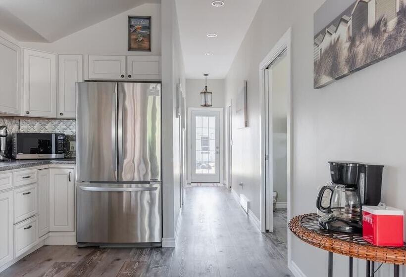 Crystal Beach Cottage