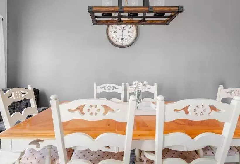 Crystal Beach Cottage