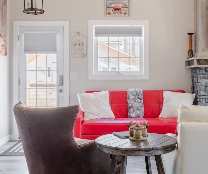 Crystal Beach Cottage