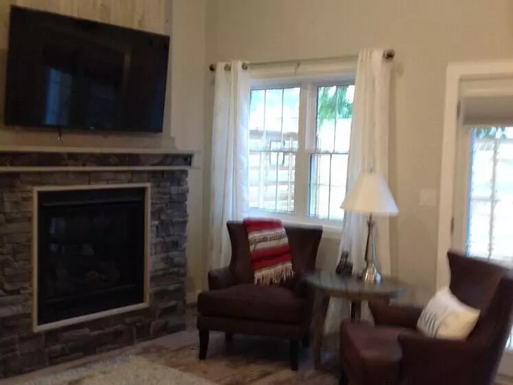 Crystal Beach Cottage