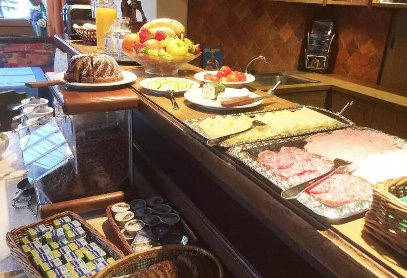 Frühstückspension Rötelstein