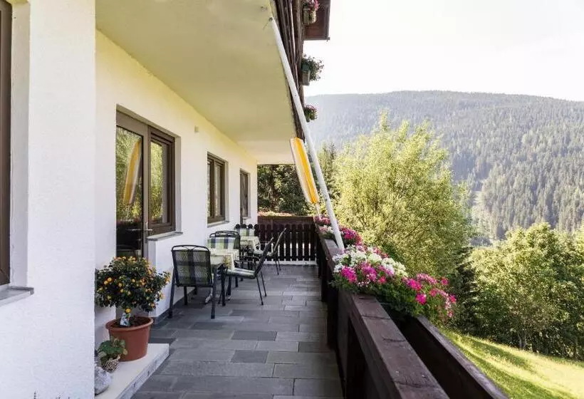 Frühstückspension Rötelstein