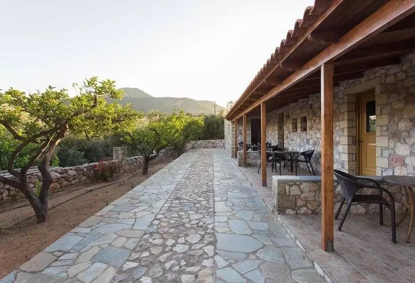 Georgia S Houses   Melitzanakia