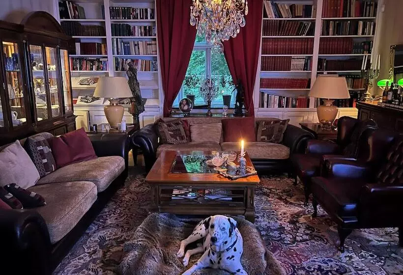 Herrgårds Hotell Gyllene Hästen