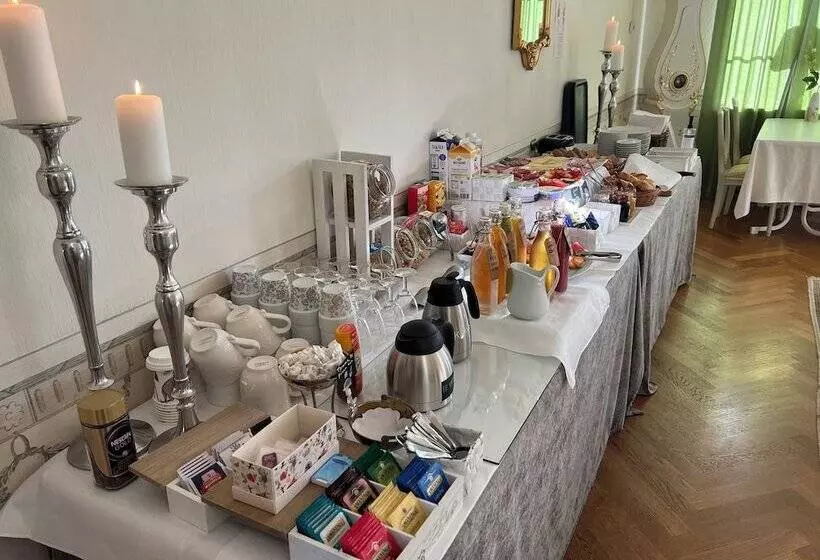 Herrgårds Hotell Gyllene Hästen