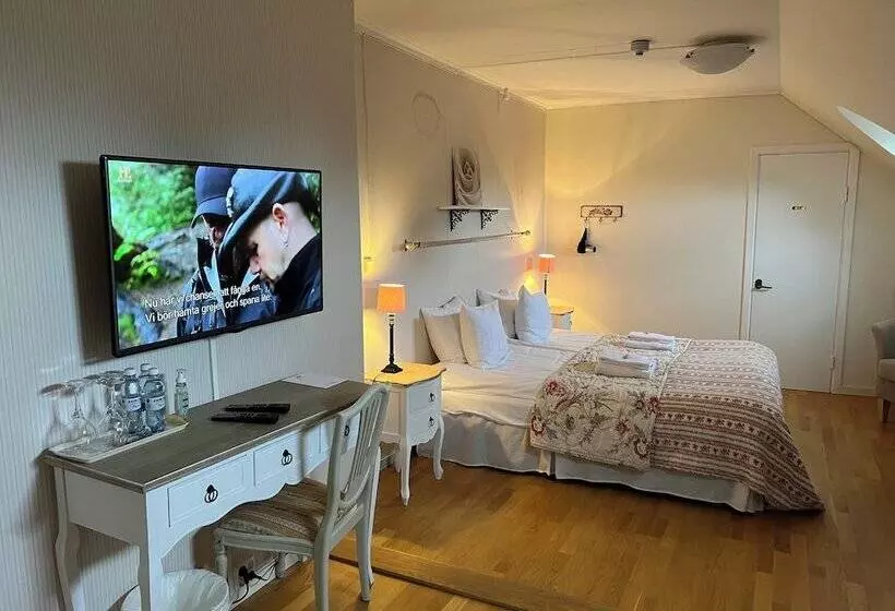 Herrgårds Hotell Gyllene Hästen