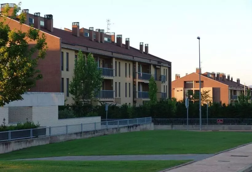 Hotelli Apartamento Golf Rioja Alta