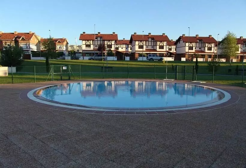 Hotelli Apartamento Golf Rioja Alta