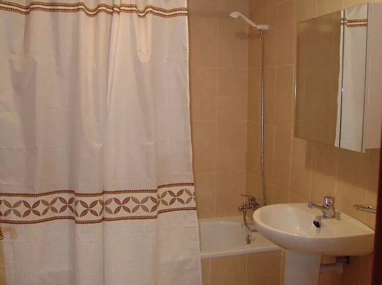 Hotelli Apartamento Golf Rioja Alta