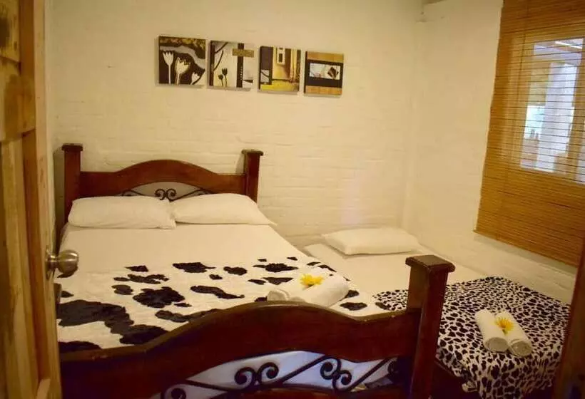 ホテル Cabañas La Herradura