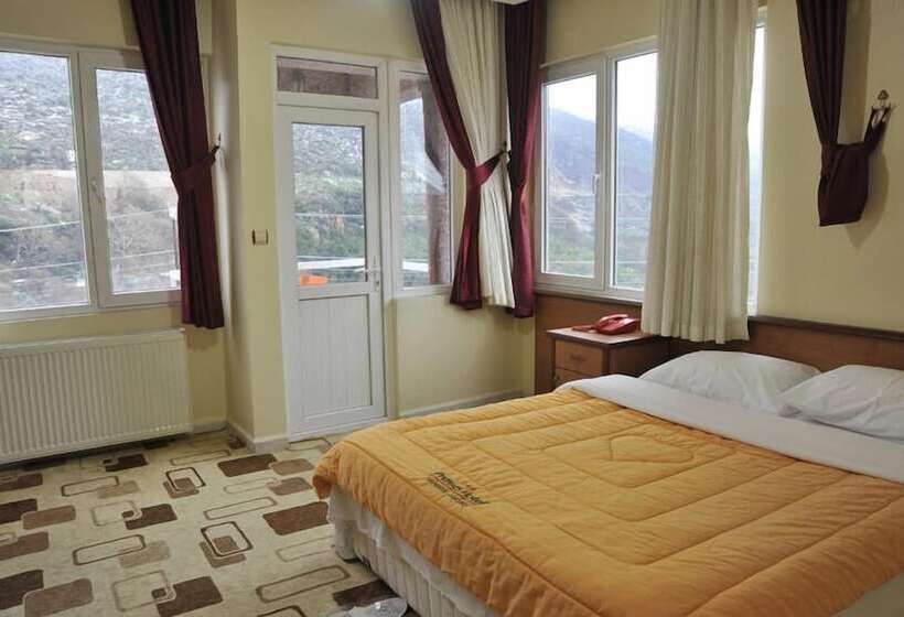 בית מלון כפרי Defne Prenses