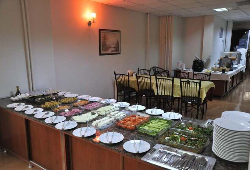 בית מלון כפרי Defne Prenses