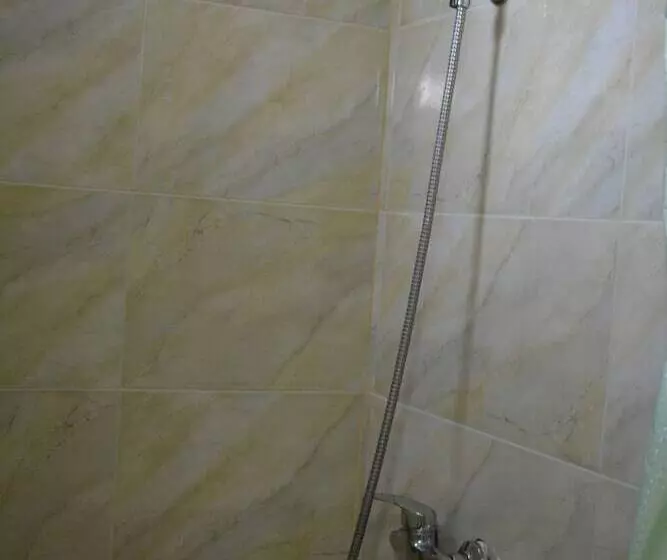 هتل In The Middle Of City