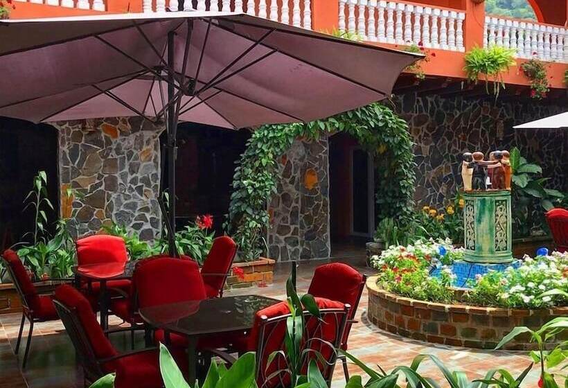 בית מלון כפרי La Serrania