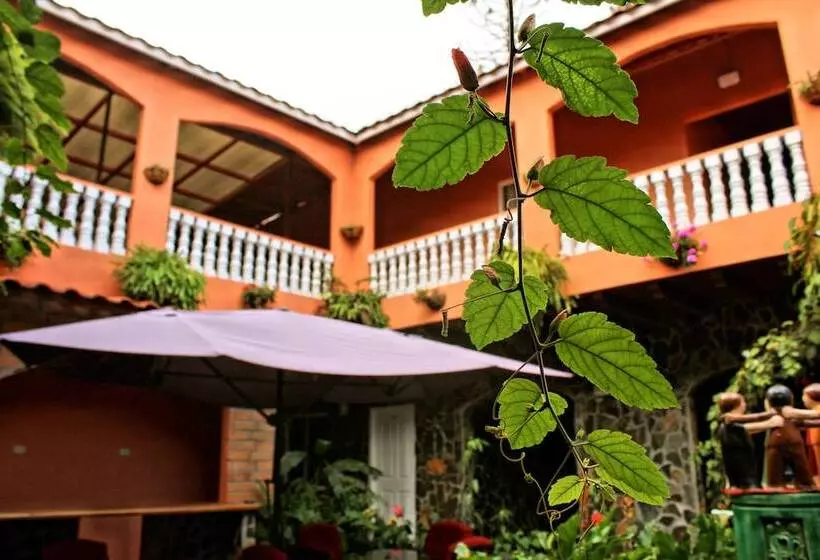 ホテル La Serrania