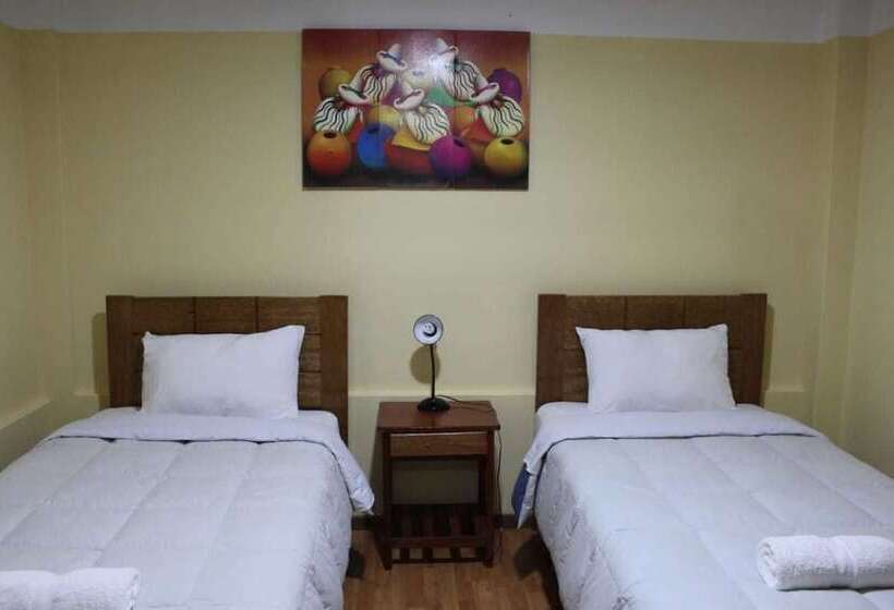 Hotel Mariana Home