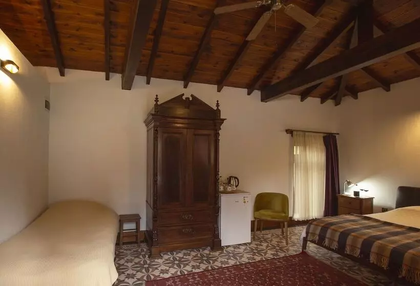 هتل Mavras Tas Odalar