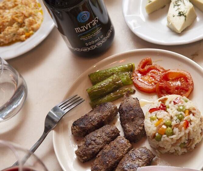 هتل Mavras Tas Odalar