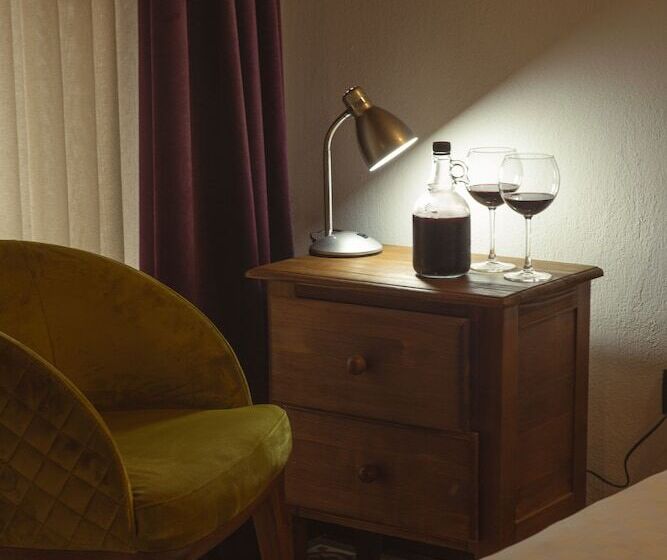 هتل Mavras Tas Odalar