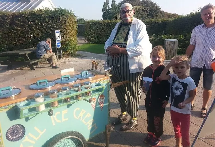 Hotelli Nakskov Fjord Camping & Cottages