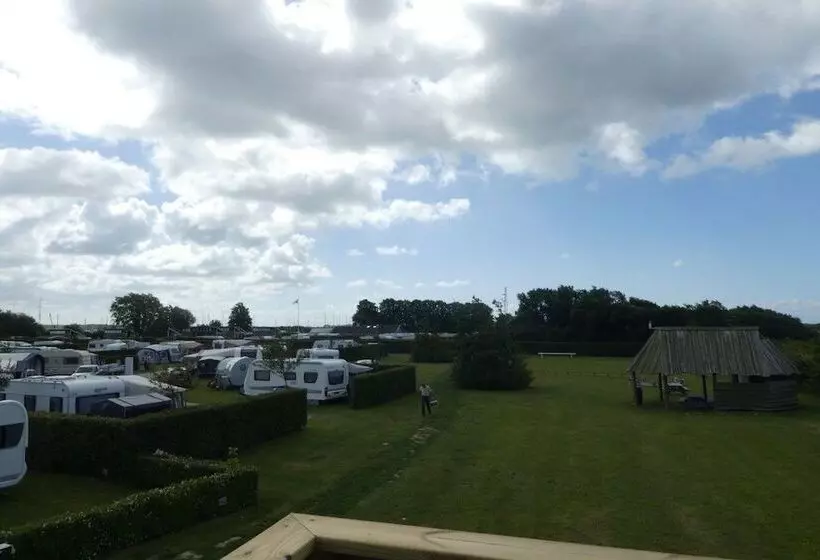 Hotelli Nakskov Fjord Camping & Cottages